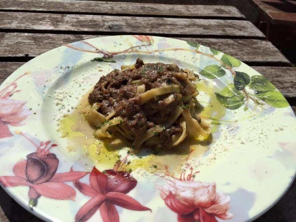 Hotel Serena Spiazzi Di Caprino Bagian luar foto